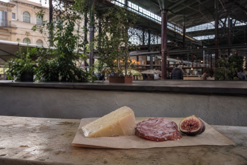 All-Inclusive Market Walk