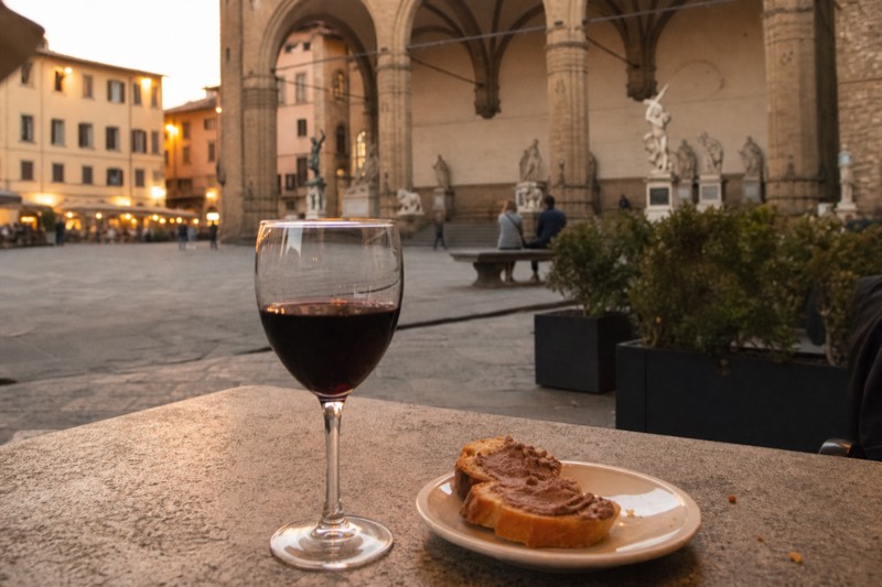 Guided Sightseeing, Drinks Included
